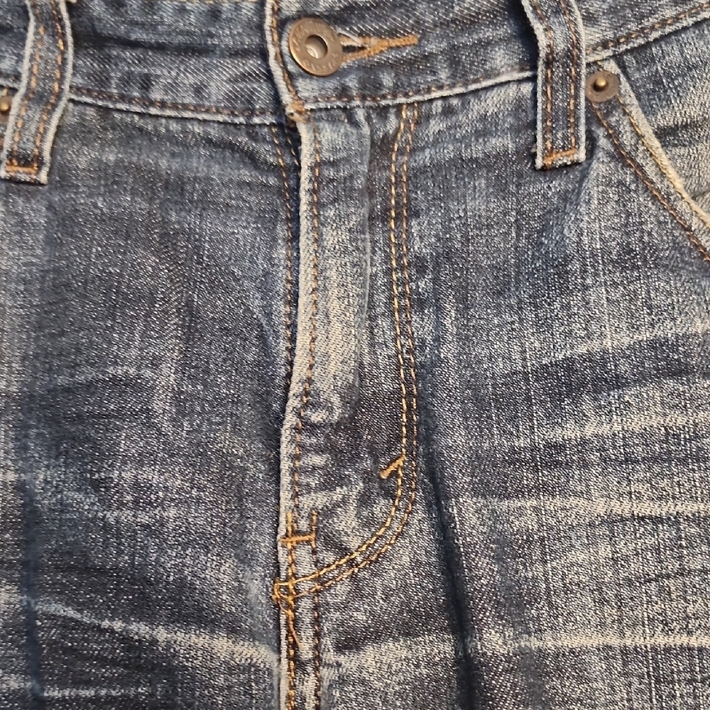 Levi's Dark Wash Skinny Jeans - Picture 4 of 16